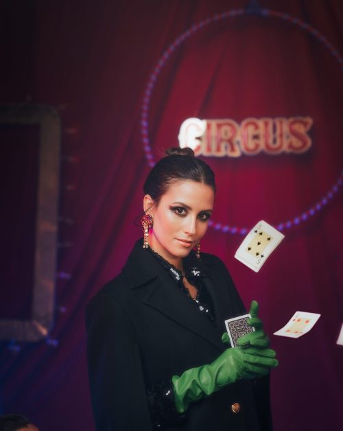 LAUSETT CIRCUS