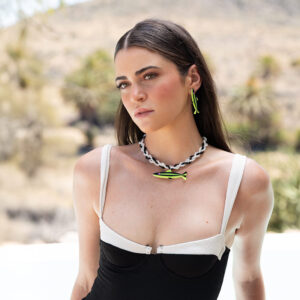 Sardina-fluor-modelo-principal-collar