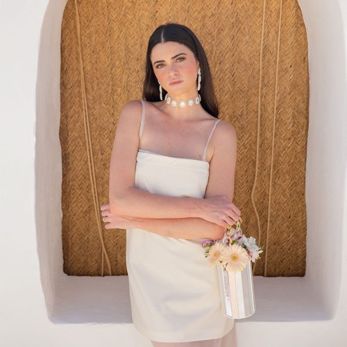 apolo-blanco-modelo-outfit