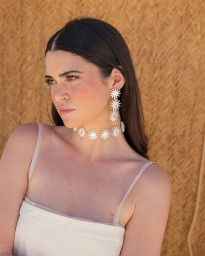 apolo-blanco-modelo-principal-chocker