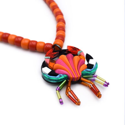 collar-cangrejo-perfil