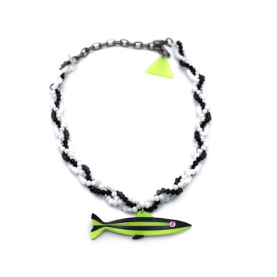 collar-sardina-fluor-frente