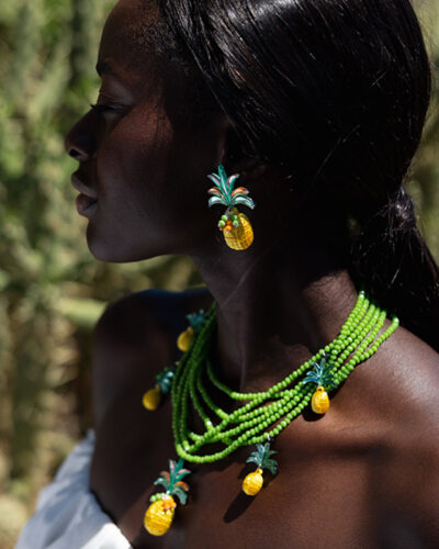 pina-colada-modelo-principal