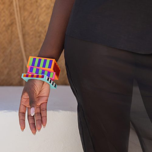 pulseras-poniente-modelo-mano