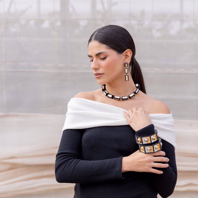 CAJA-ABEJORROS-DORADO MODELO-1