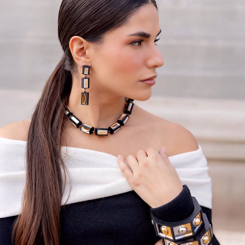 CAJA-ABEJORROS-DORADO MODELO-2