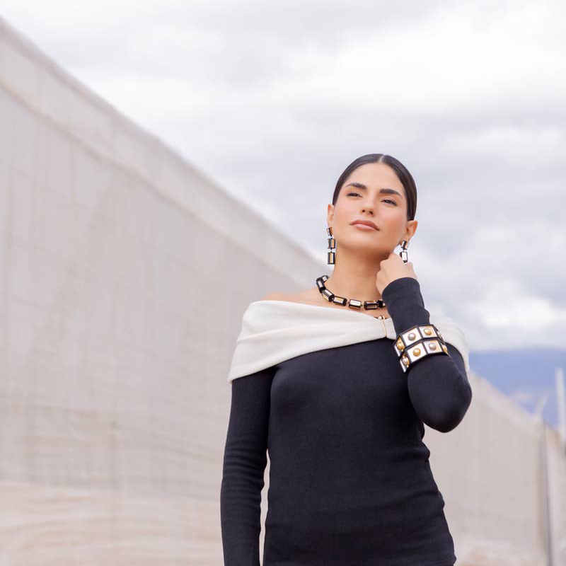 CAJA-ABEJORROS-DORADO MODELO-4