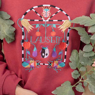 SUDADERA-CRISALIDAD-BORDADO