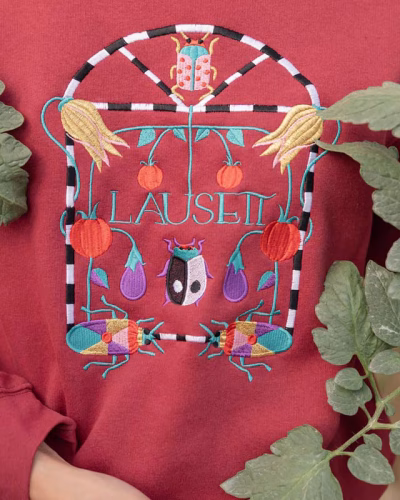 SUDADERA-CRISALIDAD-BORDADO