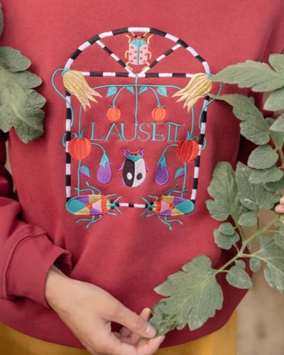 SUDADERA-CRISALIDAD-BORDADO