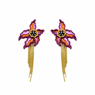 flor pepino frente cadenas