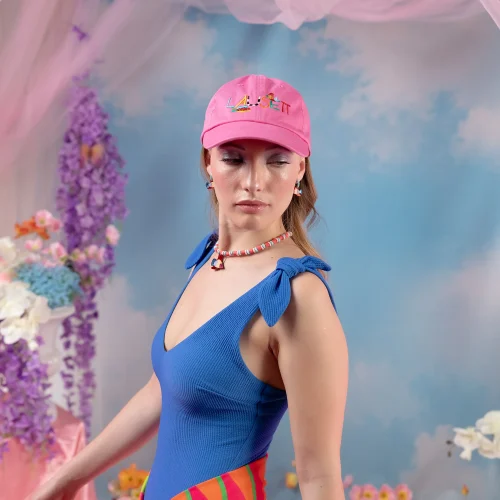 GORRA-ROSA-PECES-MODELO-2
