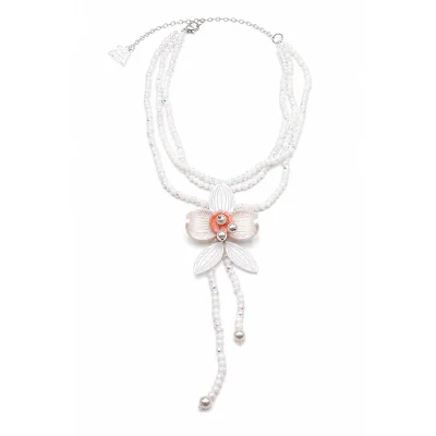 collar-blanco-centro