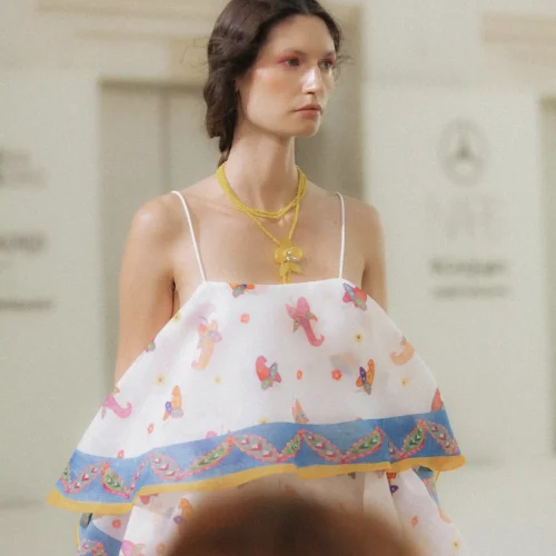 collar-orquidea-amarilla-desfile-celia