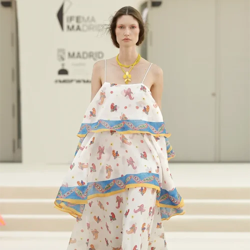 collar-orquidea-amarilla-desfile-celia-b