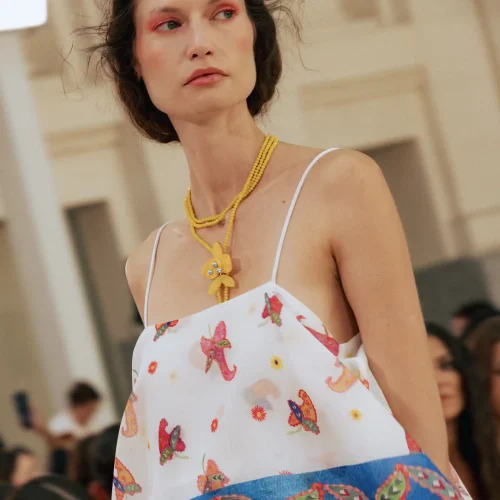 collar-orquidea-amarilla-desfile-celia-pp